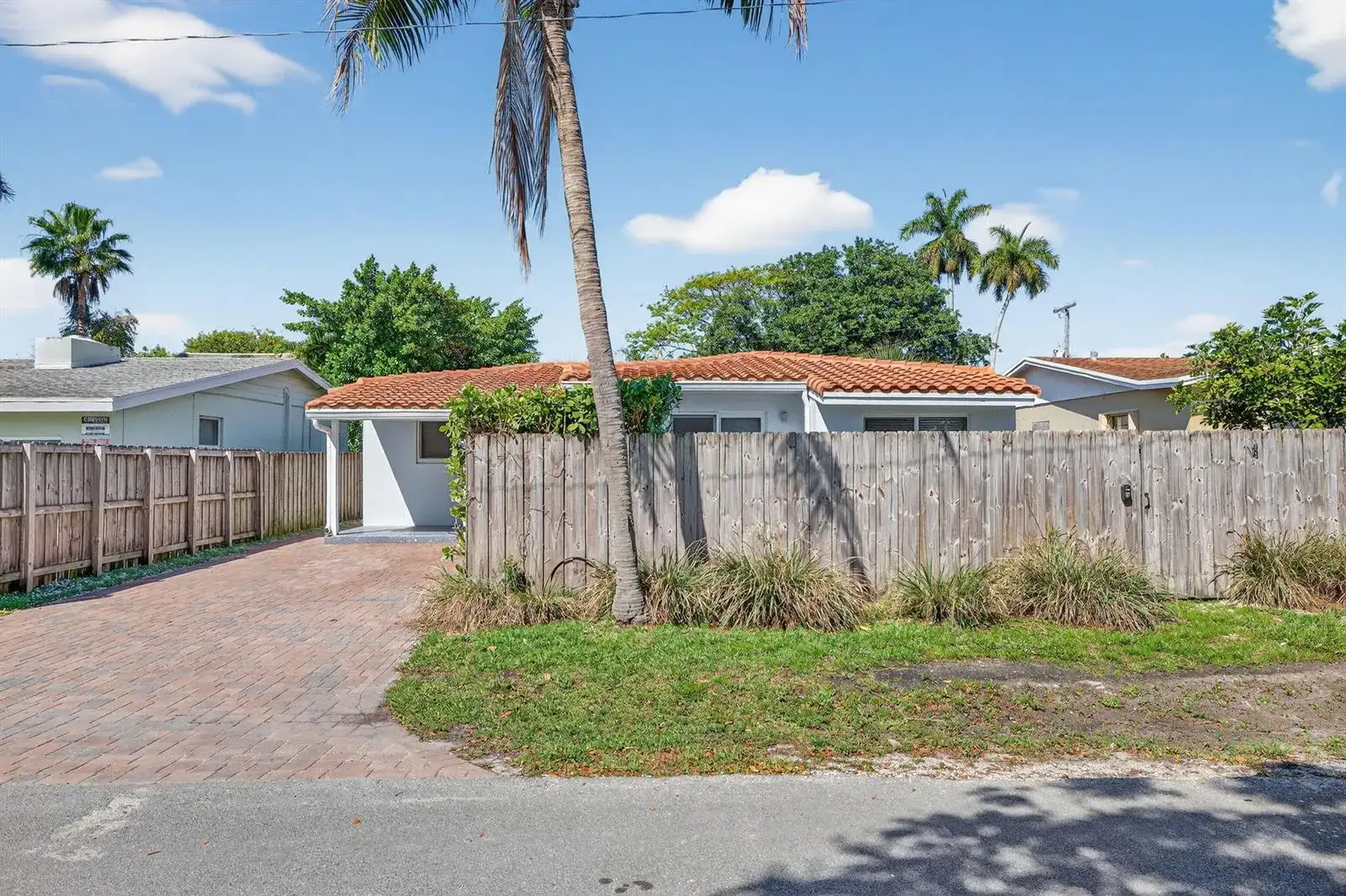 1029 NE 9th Avenue, Fort Lauderdale FL 33304 photo 2