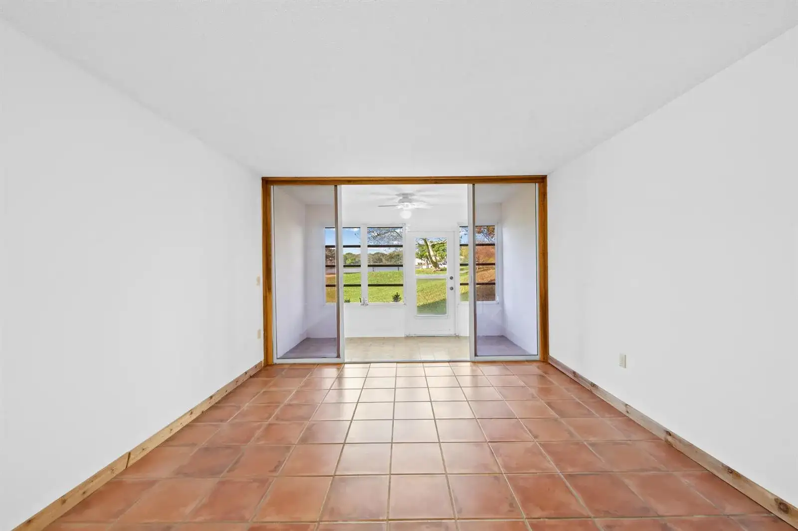 9480 Tangerine Place # 102, Davie FL 33324 photo 2