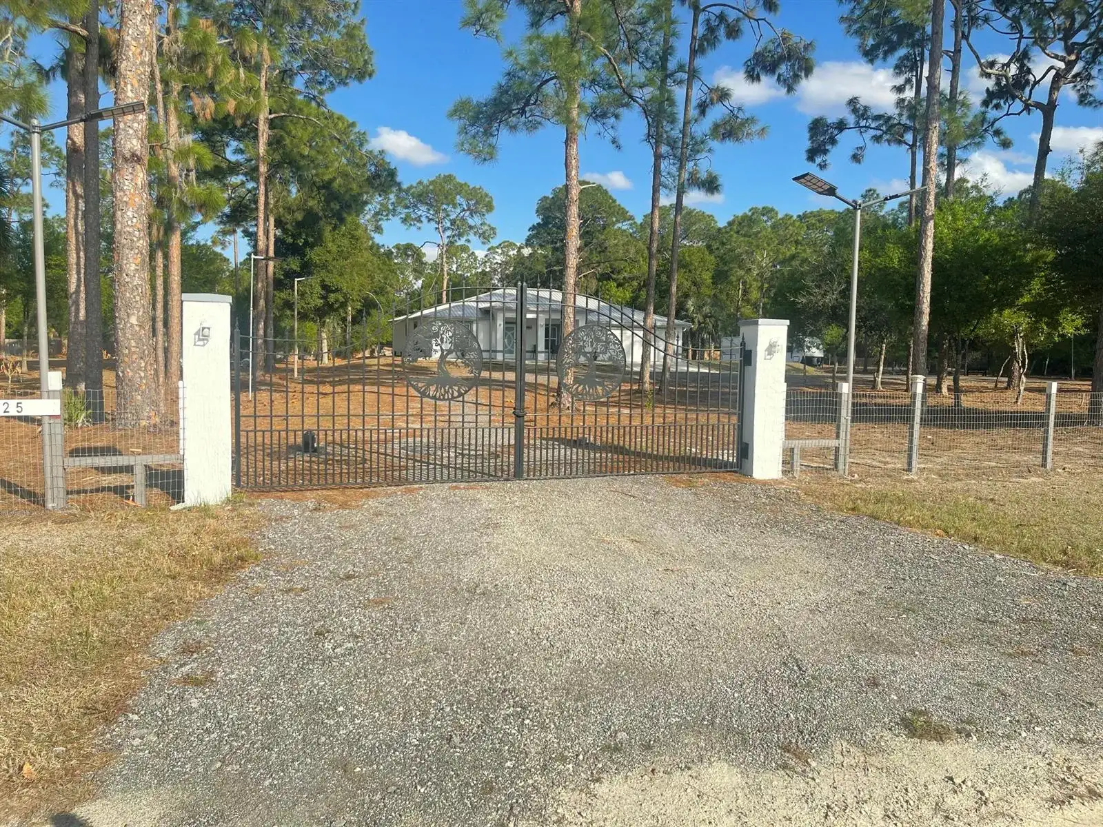 5325 Pioneer 17th Street, Clewiston FL 33440 photo 2