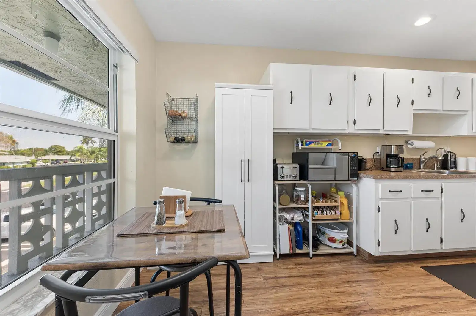1060 Citrus Way # 204, Delray Beach FL 33445 photo 2