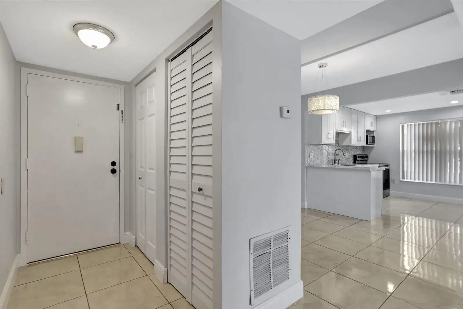 4156 Inverrary Drive # 111, Lauderhill FL 33319 photo 4