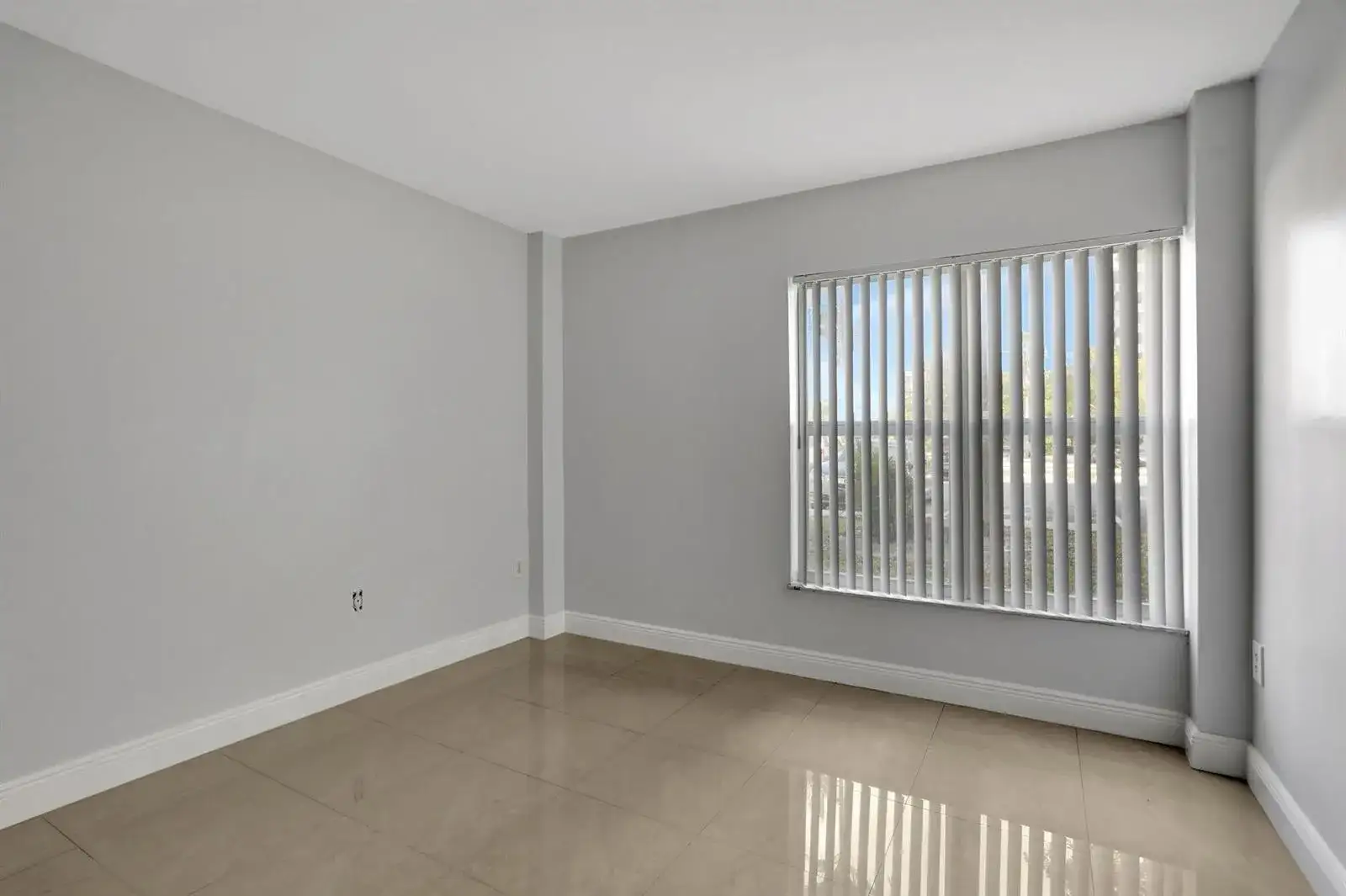 4156 Inverrary Drive # 111, Lauderhill FL 33319 photo 5