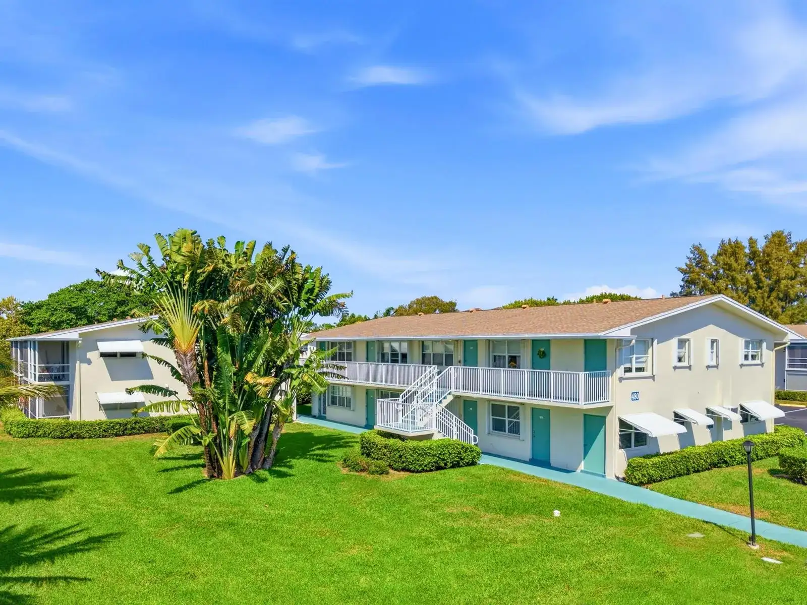 480 Horizons W # 208, Boynton Beach FL 33435 photo 2