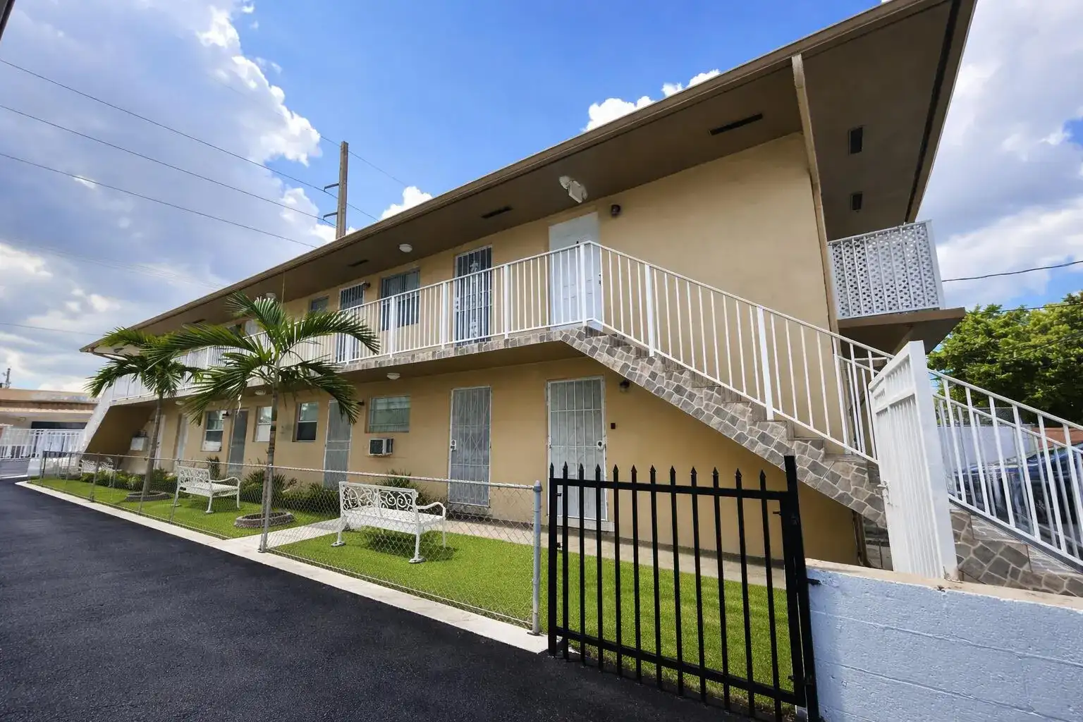 715 W 29th Street, Hialeah FL 33012 photo 3