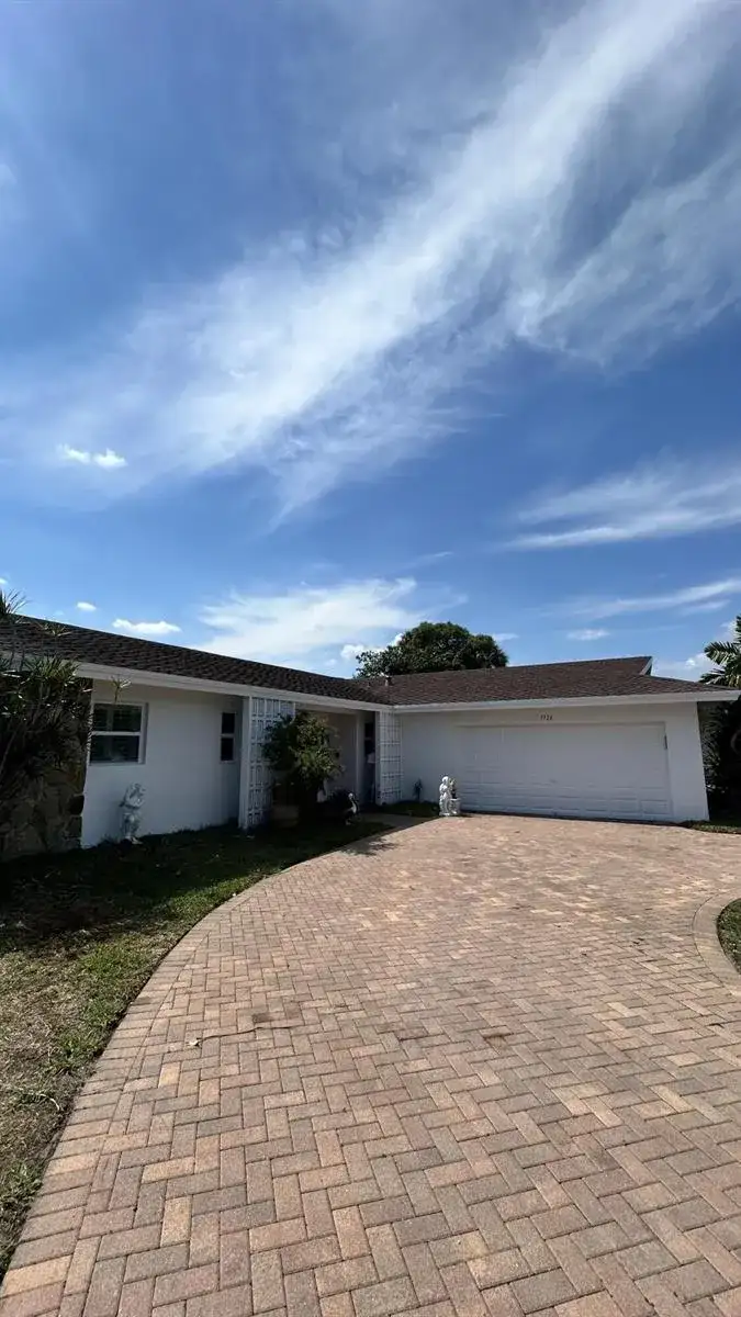 5728 S Bayberry Lane, Tamarac FL 33319 photo 5