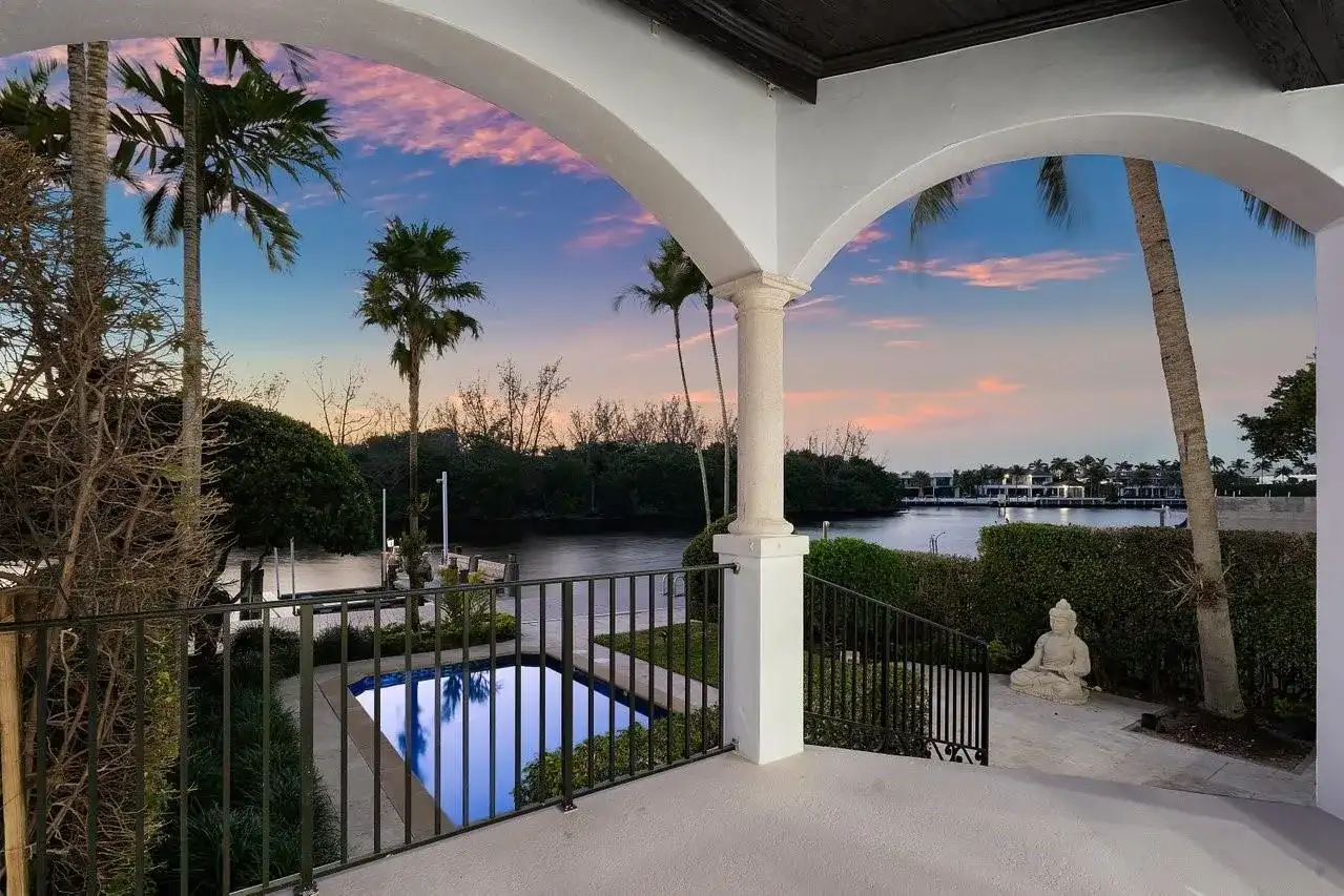 549 NE 19th Avenue # C, Deerfield Beach FL 33441 photo 4