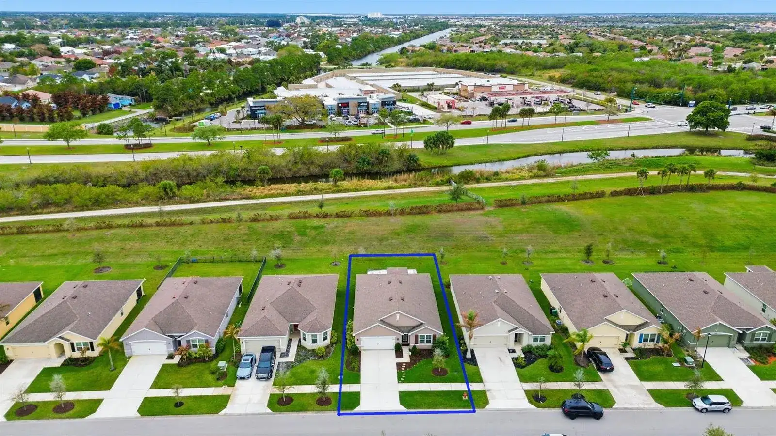 10862 SW Pacini Way, Port St. Lucie FL 34987 photo 3