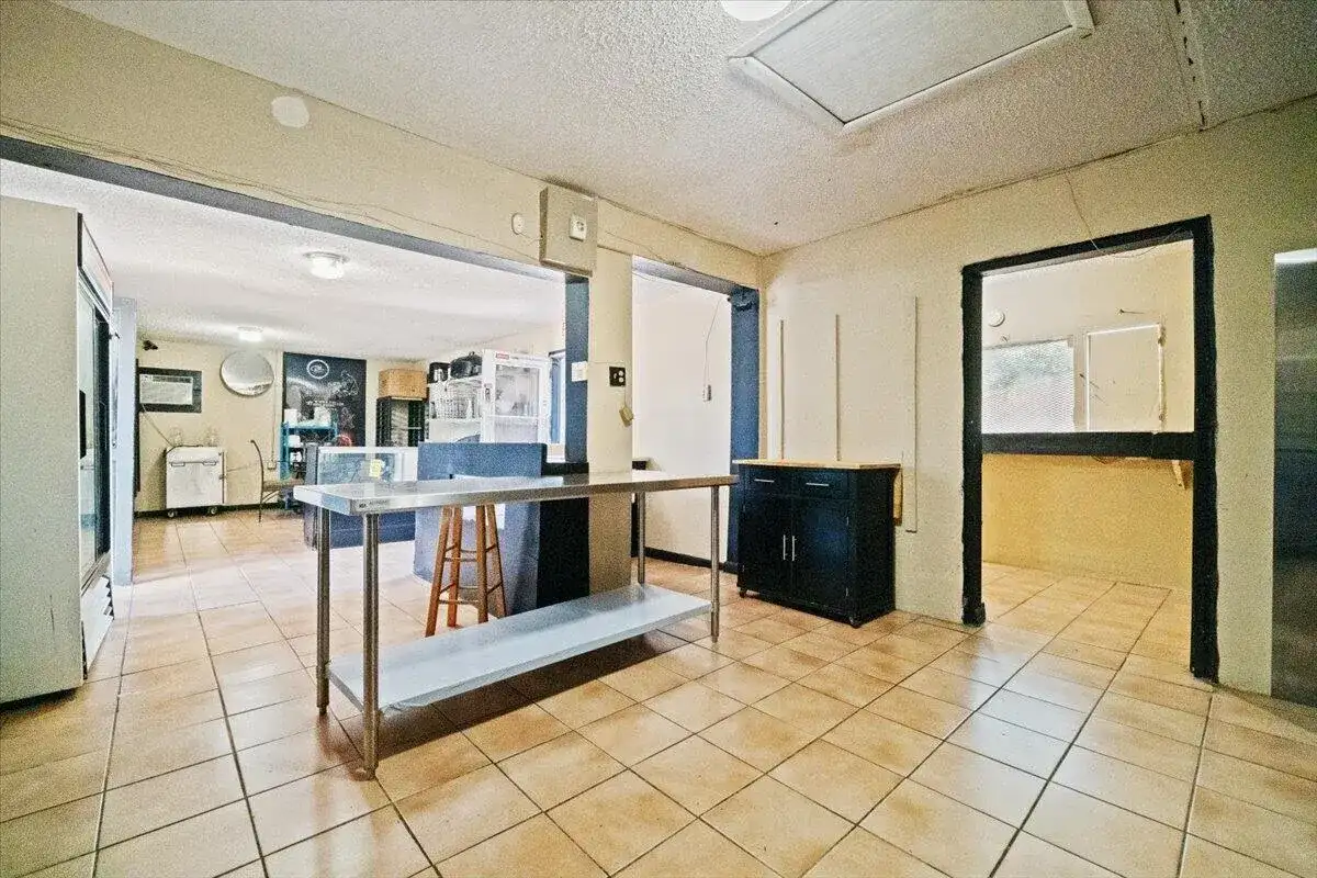 1023 Lee Street, Moore Haven FL 33471 photo 3