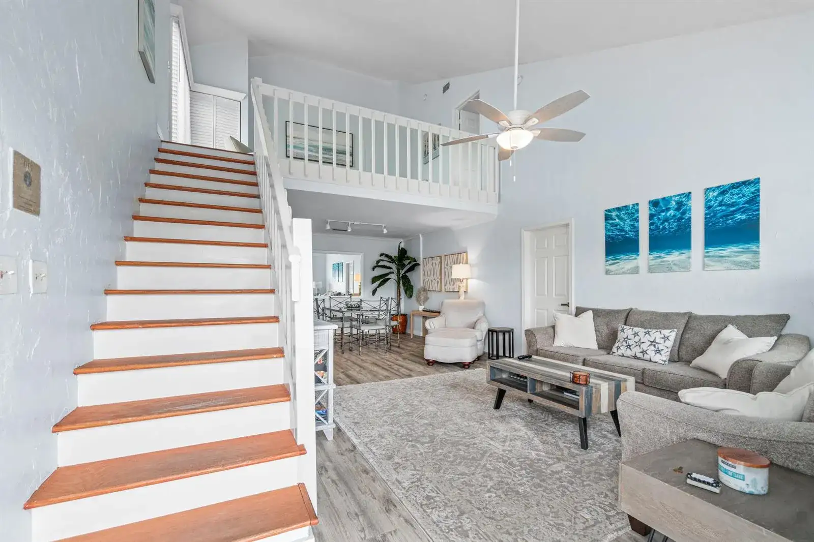 470 Bella Vista Court N, Jupiter FL 33477 photo 2
