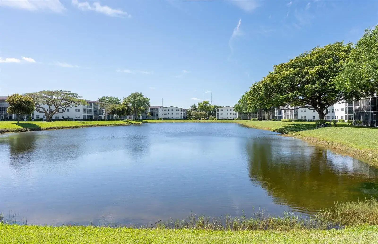 592 Fanshaw O, Boca Raton FL 33434 photo 3