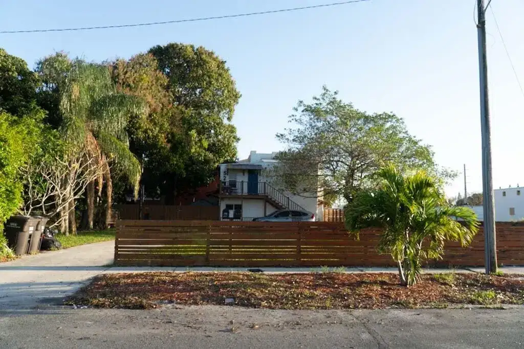 528 Churchill Road, West Palm Beach FL 33405 photo 2