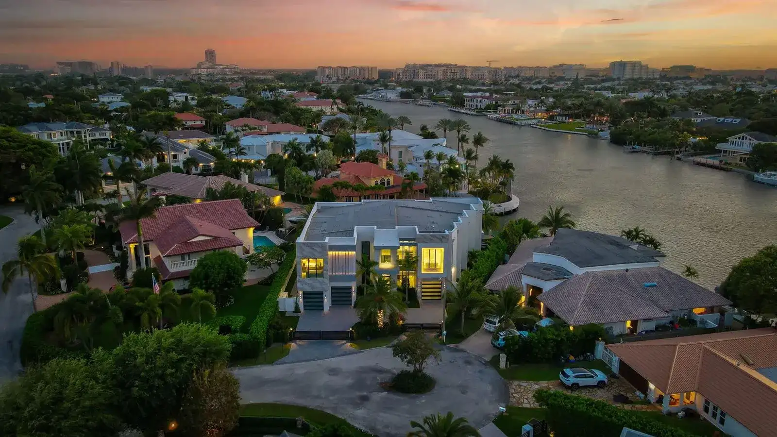 749 Bamboo Drive, Boca Raton FL 33432 photo 5