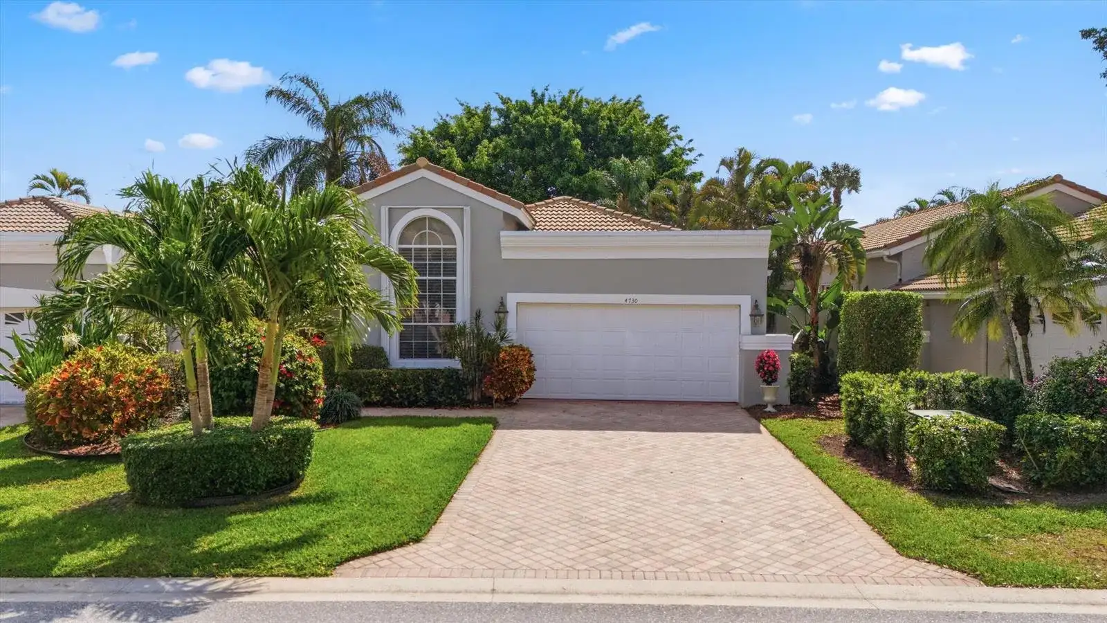 4730 Carlton Golf Drive, Lake Worth FL 33449 photo 2