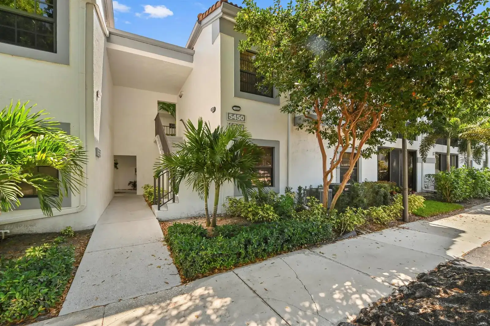 5450 Verona Drive # O, Boynton Beach FL 33437 photo 2