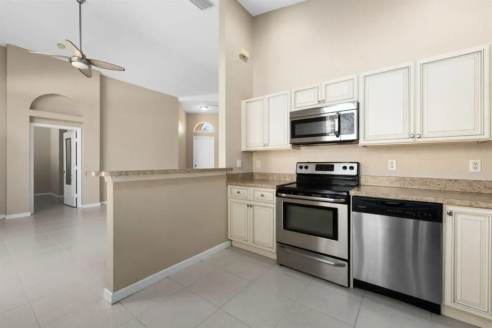 5627 Sunberry Circle, Fort Pierce FL 34951 photo 5