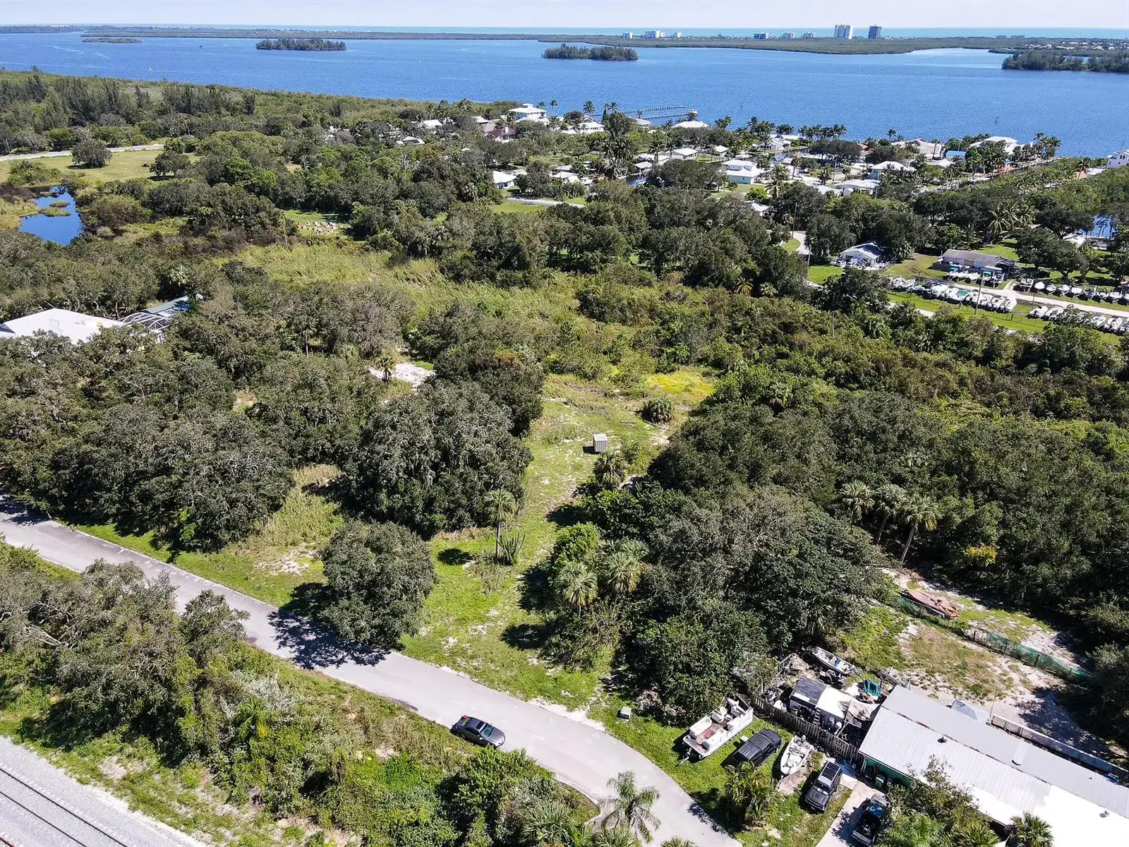 4104 Mariner Oaks Way, Fort Pierce FL 34946 photo 2