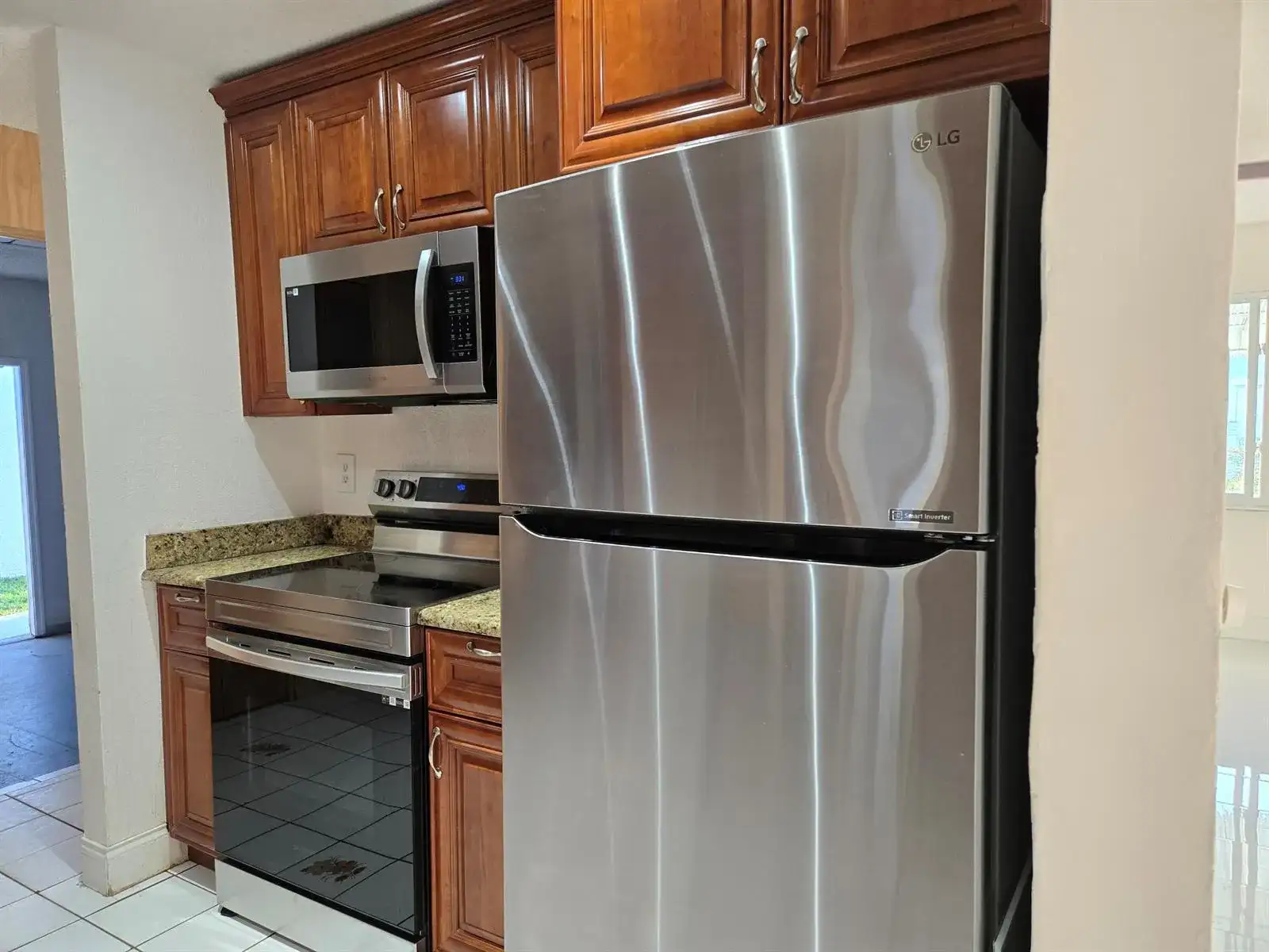 1320 NW 82nd Avenue, Plantation FL 33322 photo 4