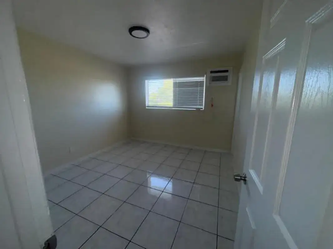 1751 NE 31st Street # 26, Pompano Beach FL 33064 photo 4
