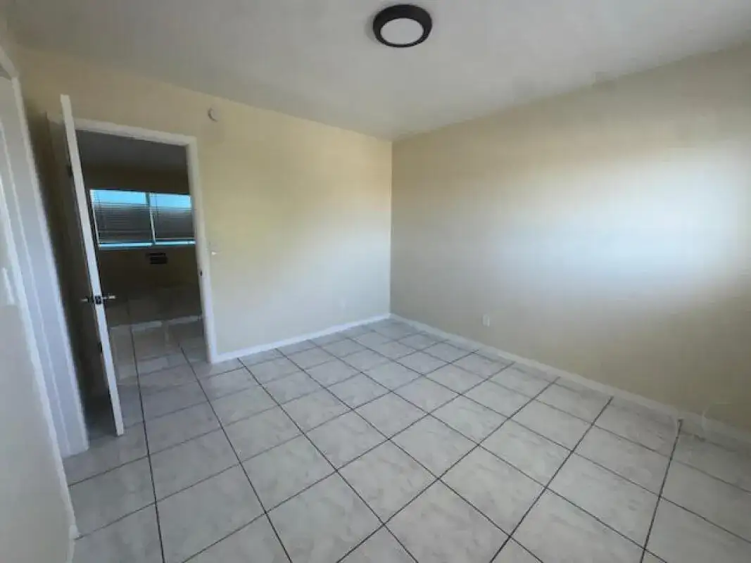 1751 NE 31st Street # 26, Pompano Beach FL 33064 photo 5
