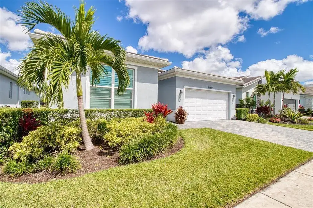 10407 SW Aquila Way, Port St. Lucie FL 34987 photo 3