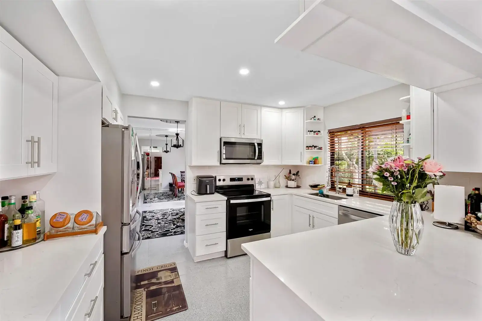 6840 W Wedgewood Avenue, Davie FL 33331 photo 2