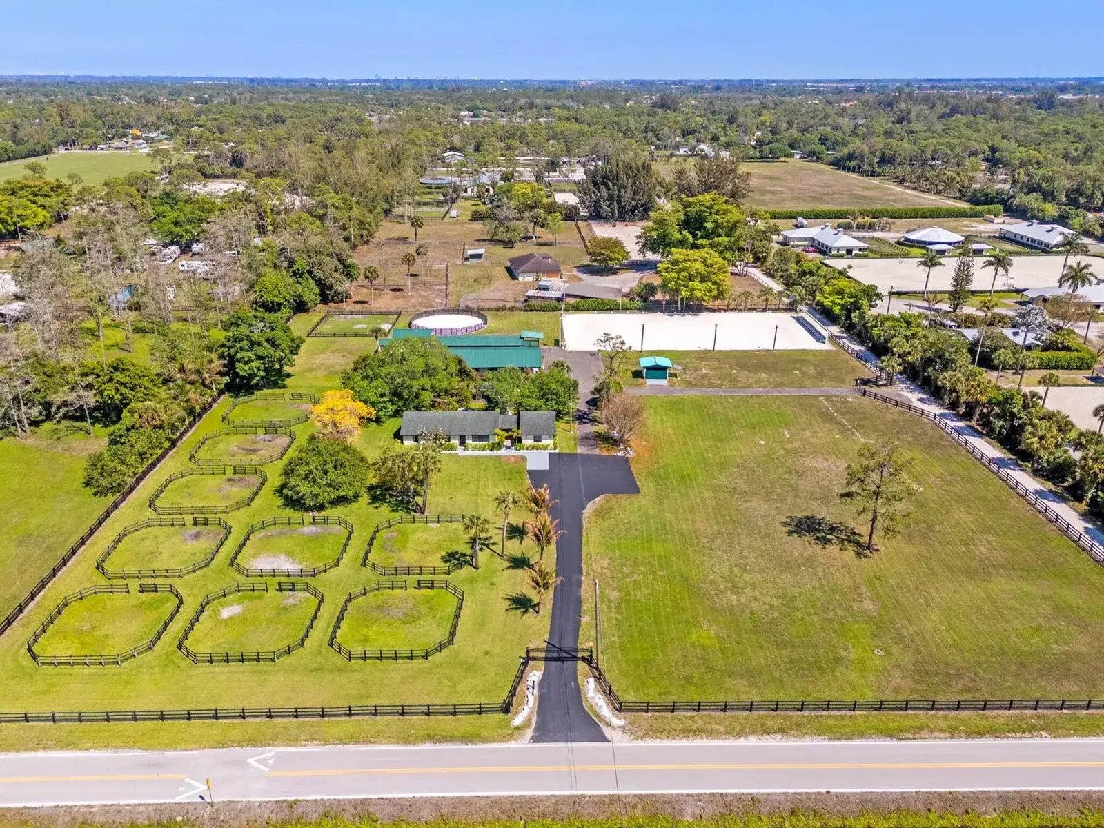 1230 F Road, FL 33470 photo 2