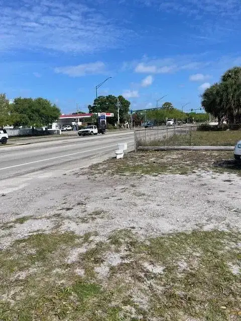 000 N 25th Street, Fort Pierce FL 34994 photo 3