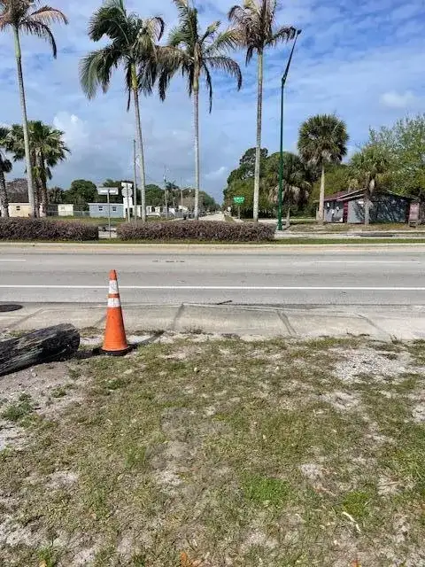 000 N 25th Street, Fort Pierce FL 34994 photo 4
