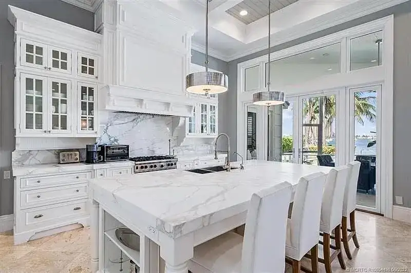 2941 Lake Drive, Singer Island FL 33404 photo 5