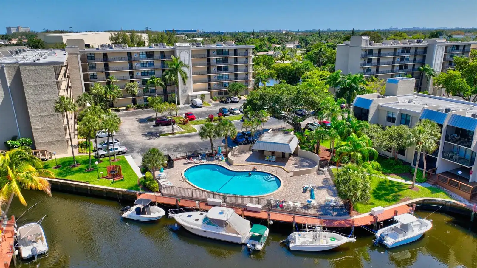 3 Royal Palm Way # 102, Boca Raton FL 33432 photo 4