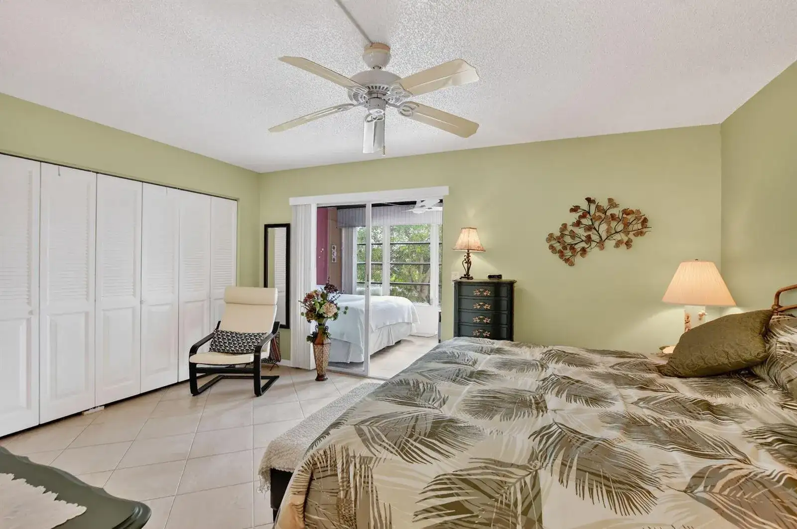 2010 N Farnham N, Deerfield Beach FL 33442 photo 2