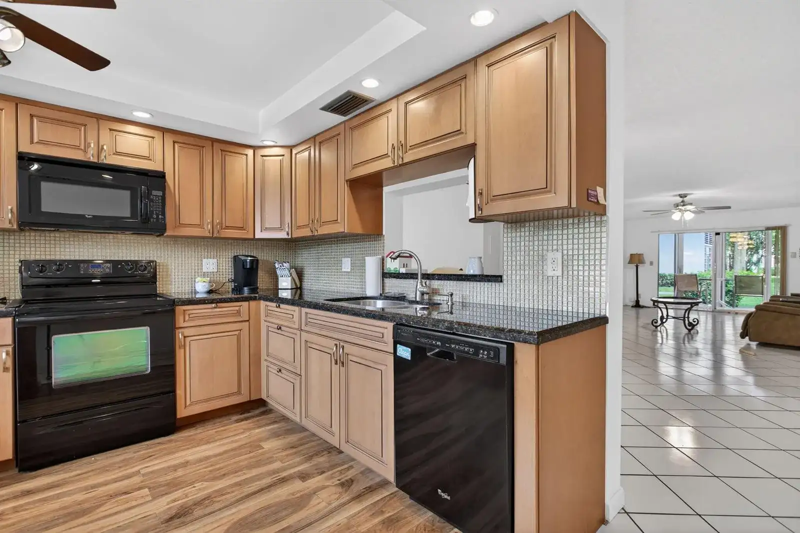2201 Lucaya Bend # A1, Coconut Creek FL 33066 photo 2