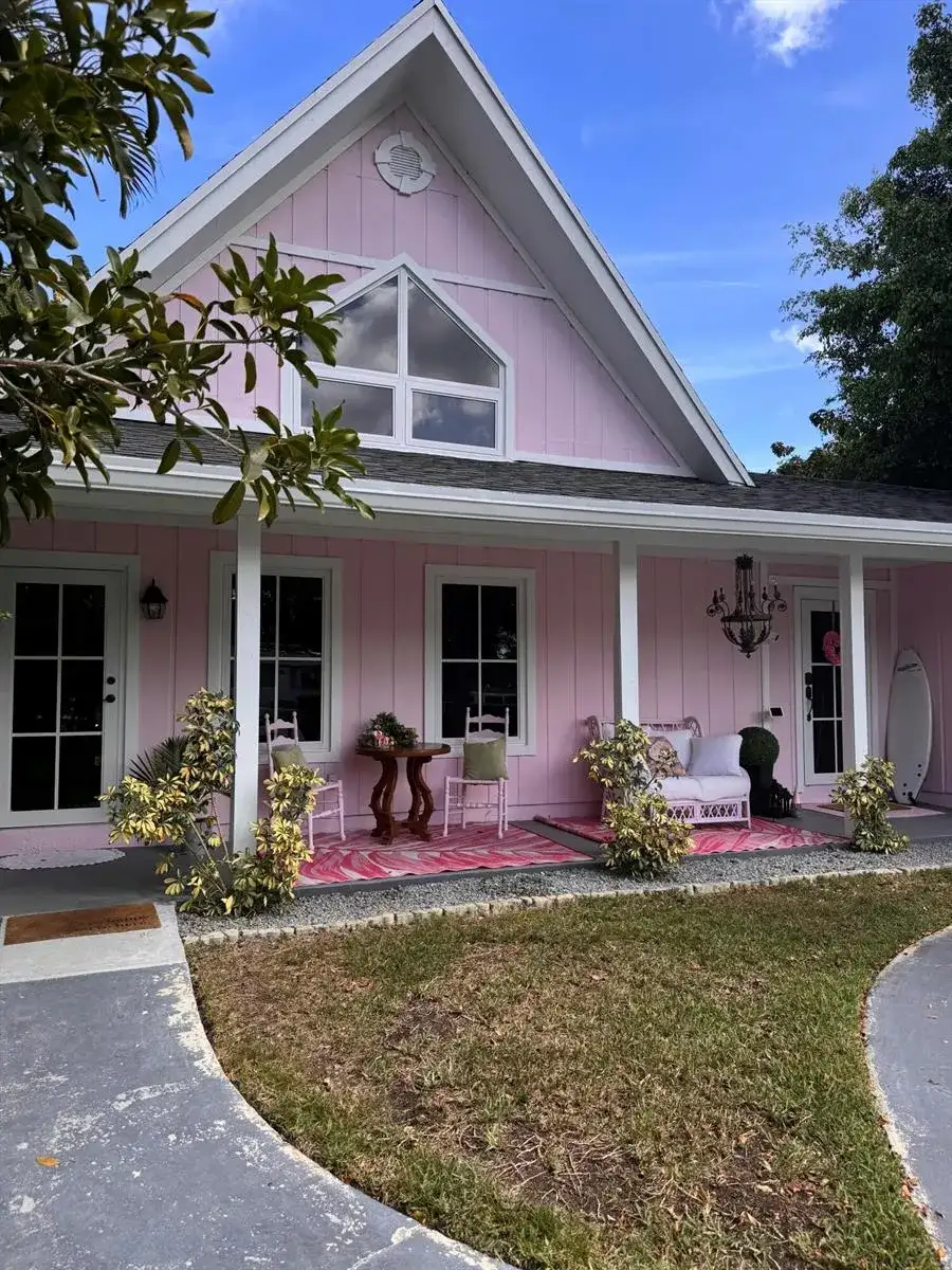 1256 Palmetto Road, Haverhill FL 33417 photo 2