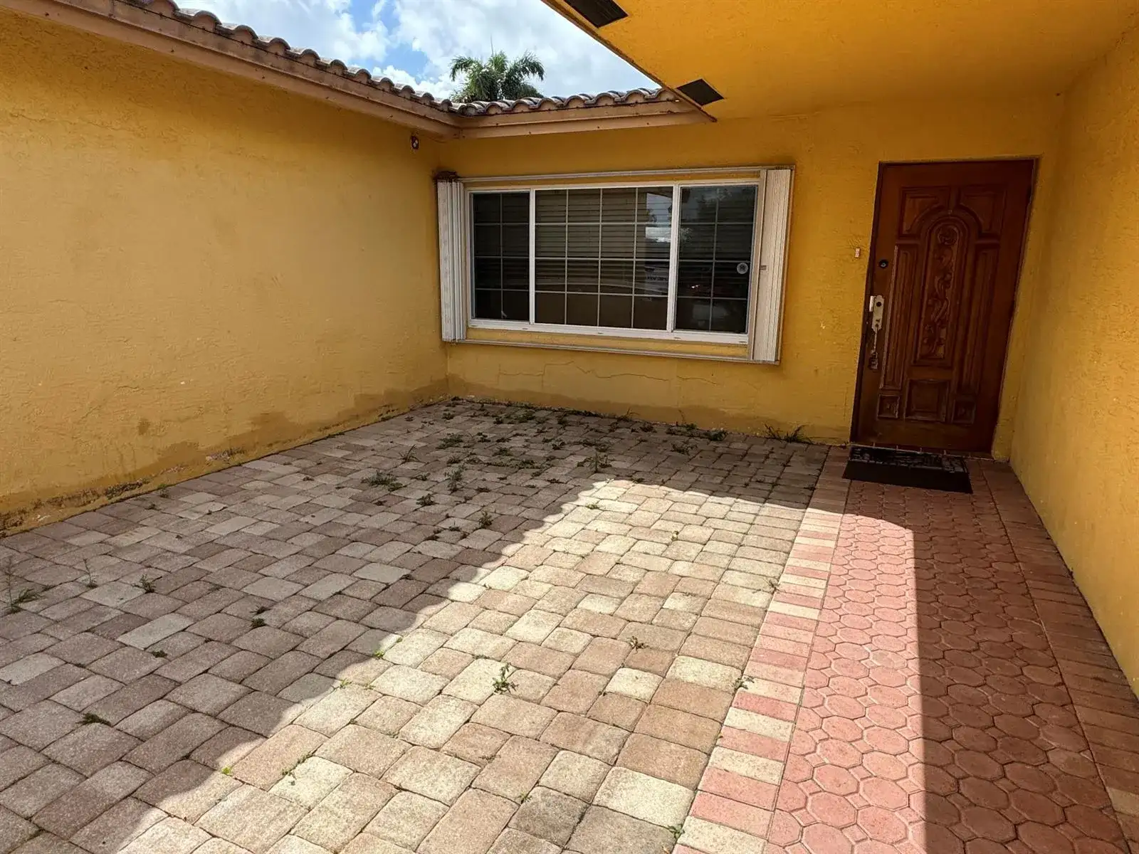 2180 NW 93rd Avenue, Pembroke Pines FL 33024 photo 3