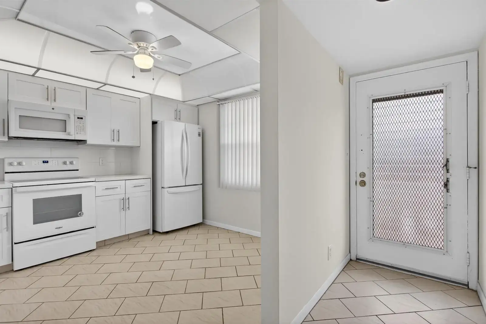 3306 Aruba Way # E3, Coconut Creek FL 33066 photo 2