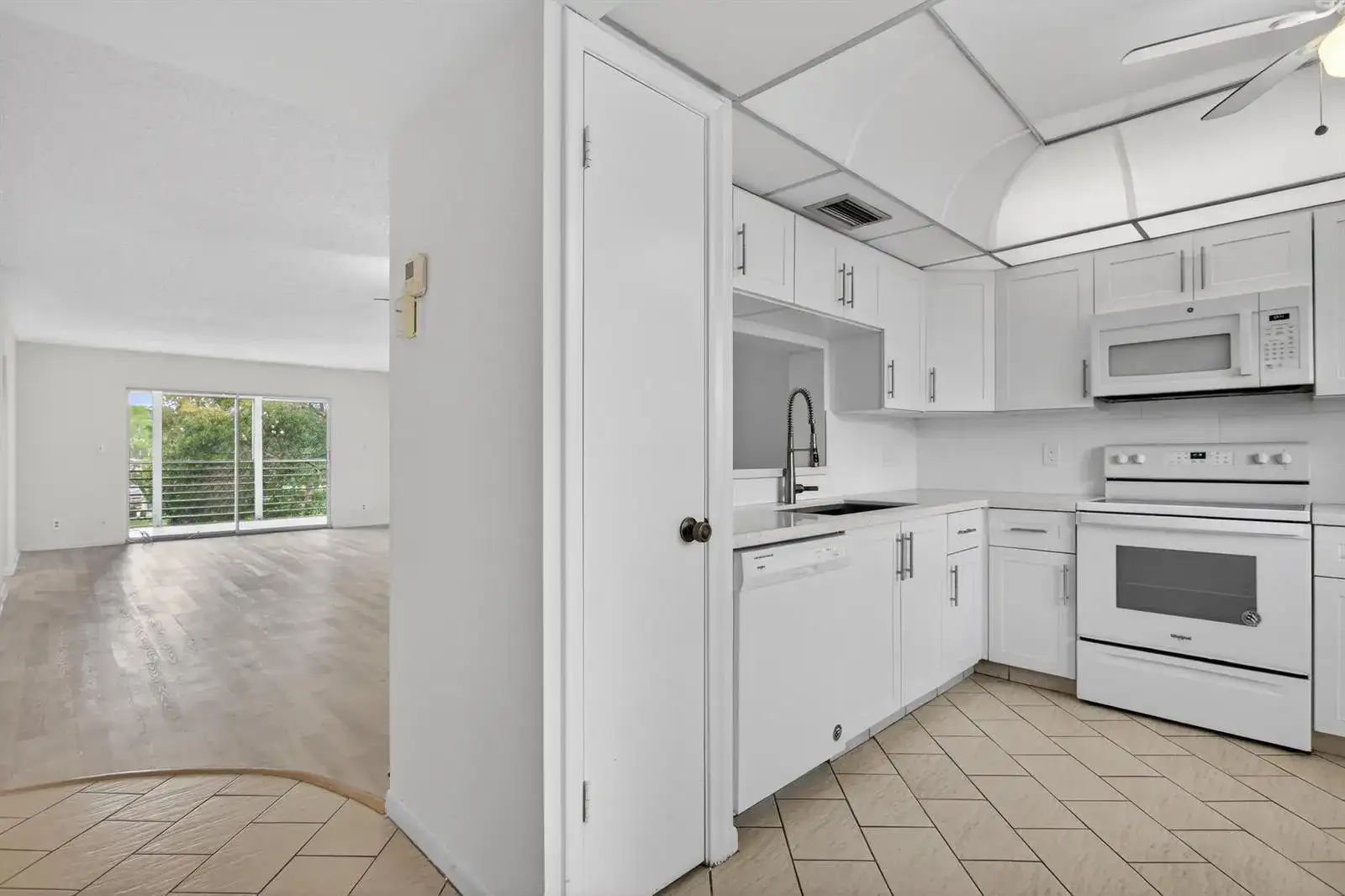 3306 Aruba Way # E3, Coconut Creek FL 33066 photo 3