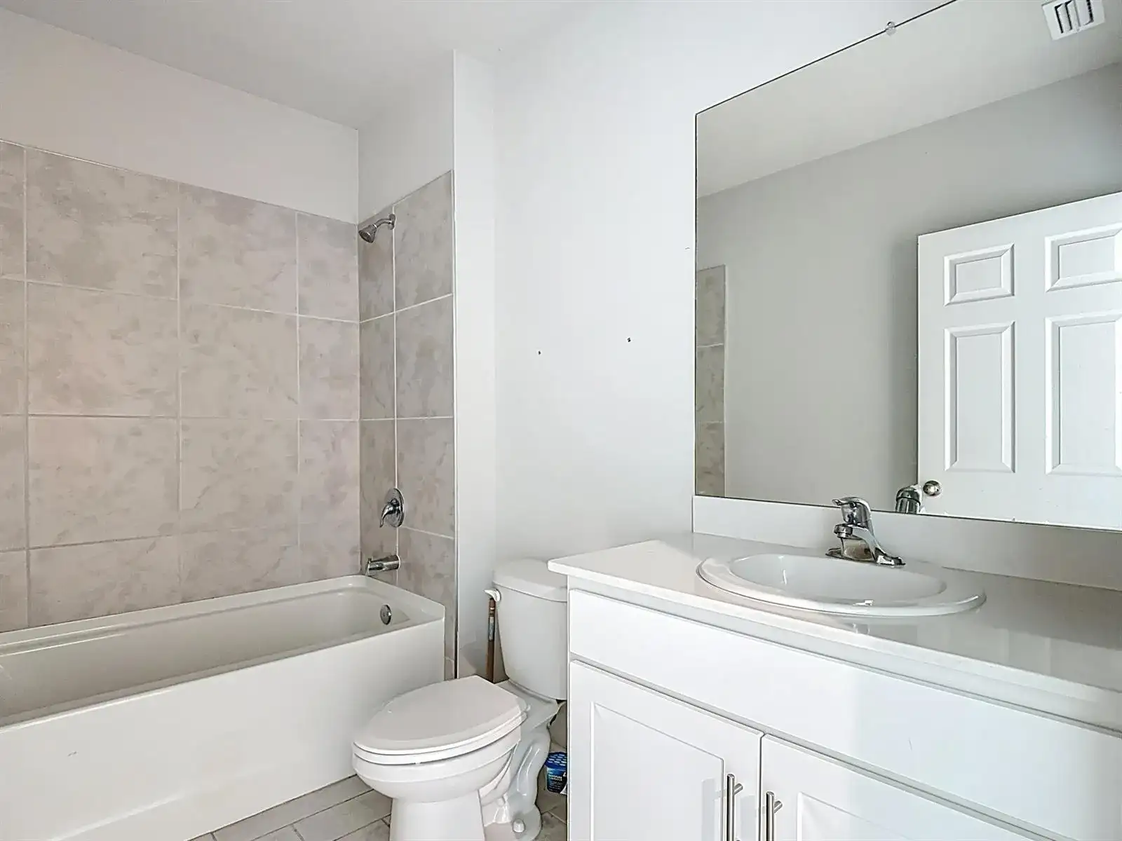 524 W Glendale Avenue, FL 33935 photo 4