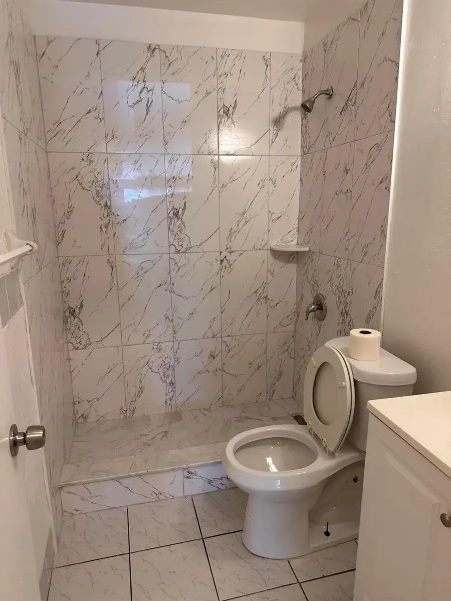 50 NW 8th Avenue # 2, Dania Beach FL 33004 photo 4