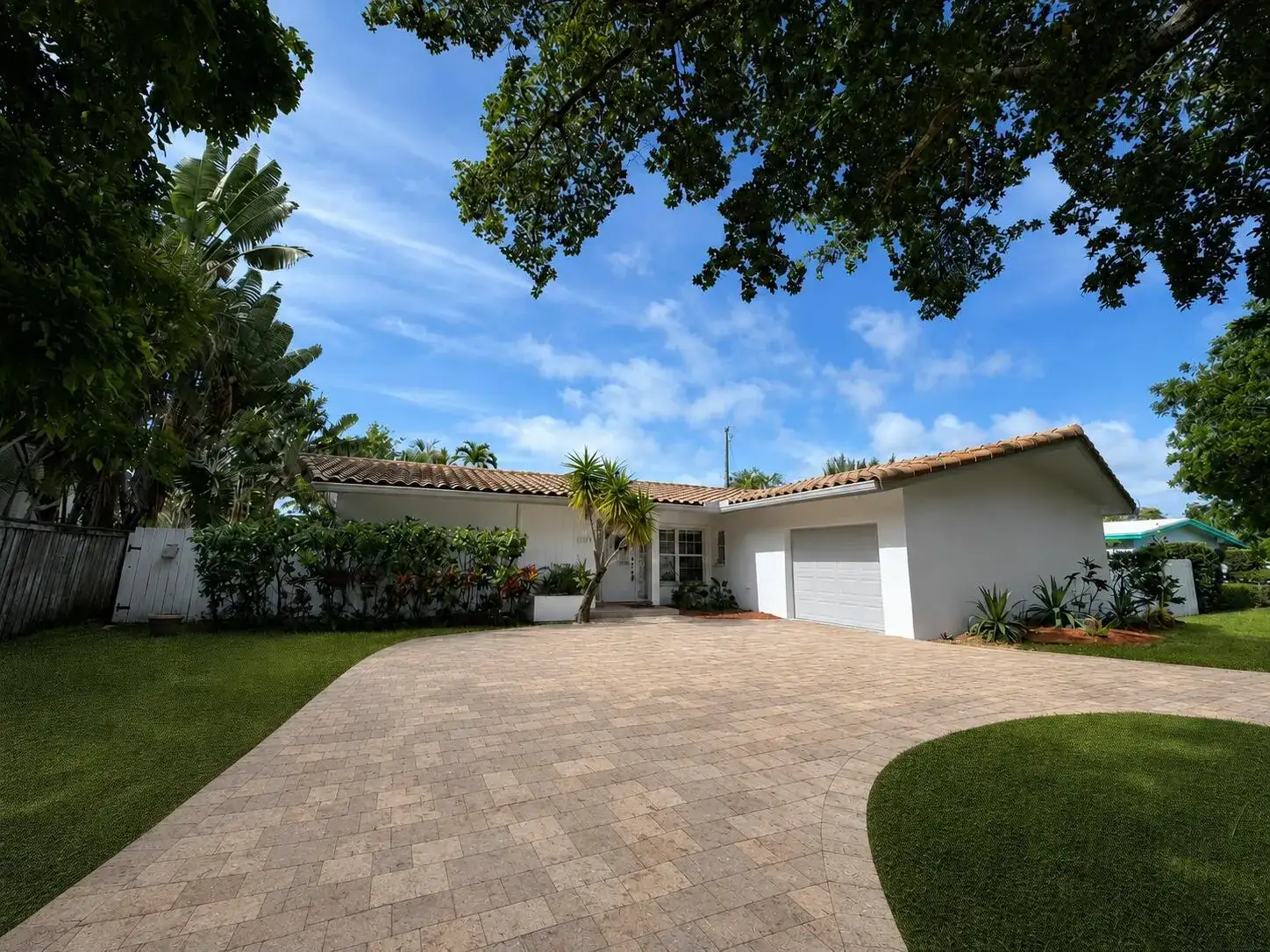 3230 Aqua Vista Drive, Pompano Beach FL 33062 photo 3