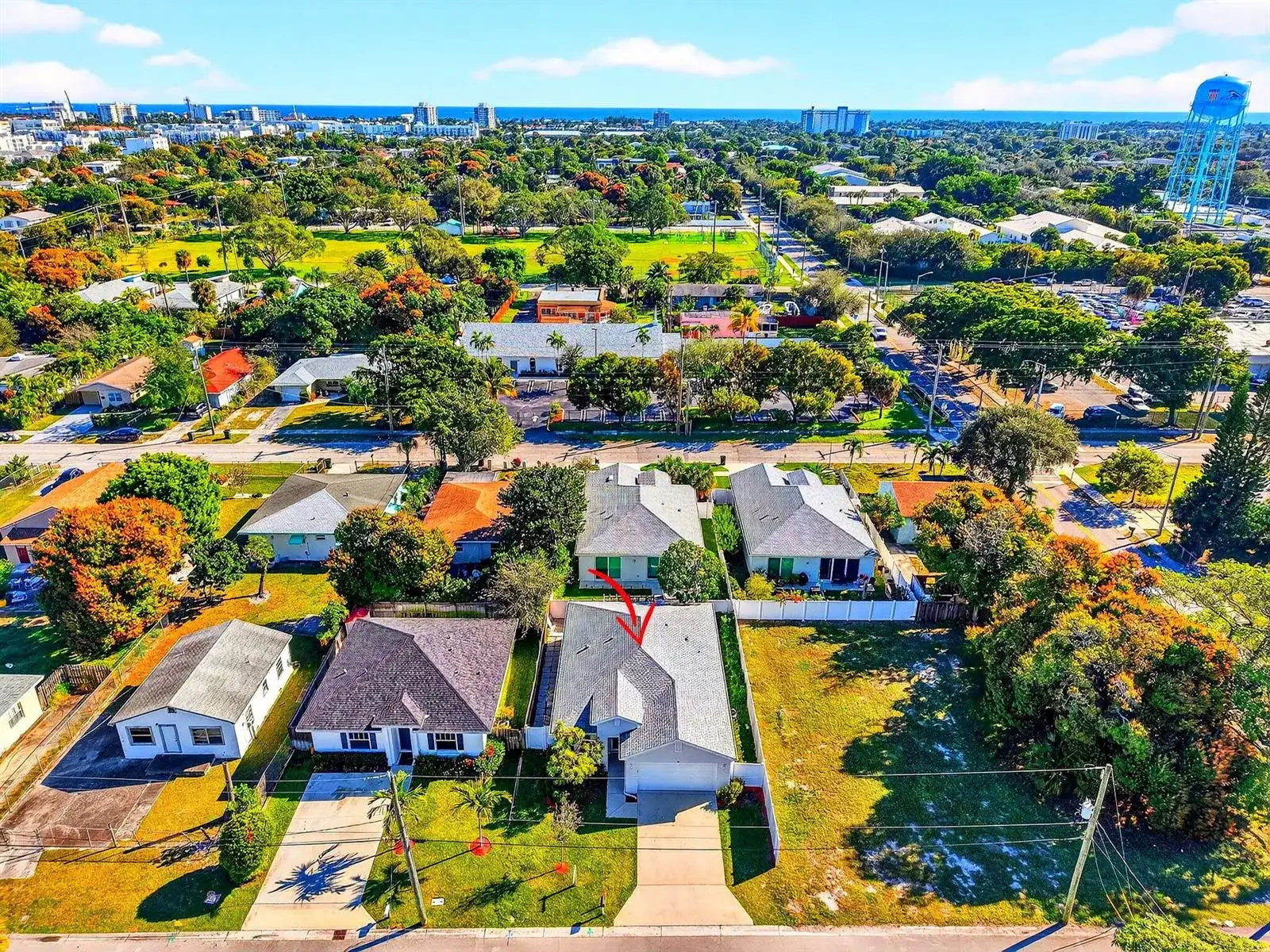 341 Oak Alley, Delray Beach FL 33444 photo 3