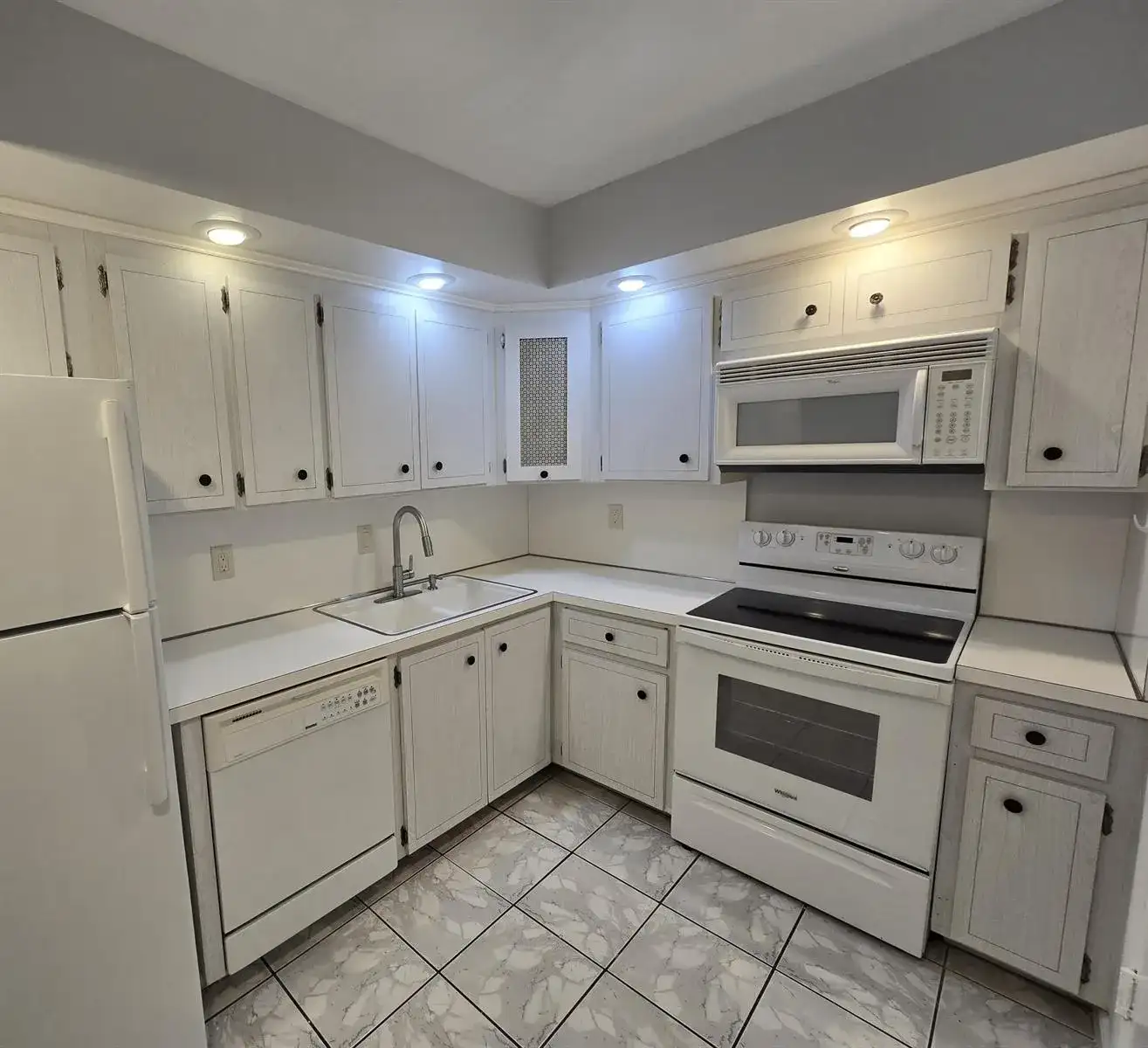 5840 NE 22nd Way # 707, Fort Lauderdale FL 33308 photo 2
