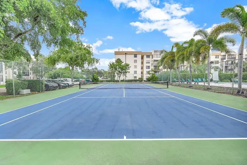 6190 Woodlands Boulevard # 311, Tamarac FL 33319 photo 2
