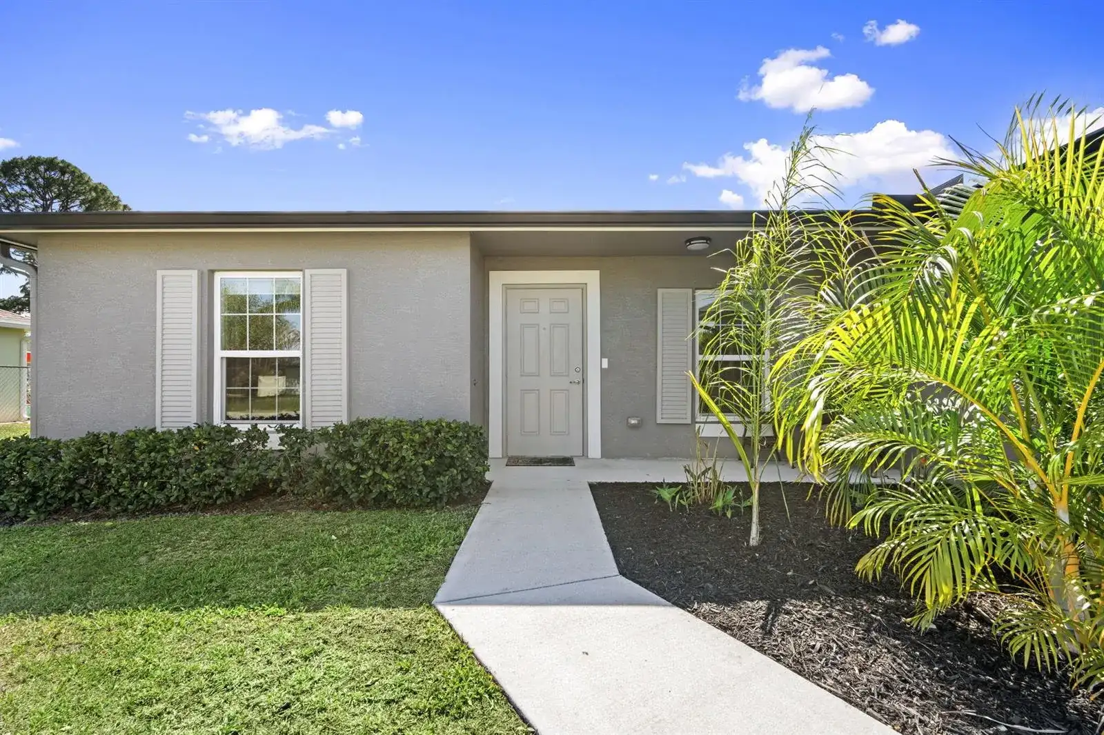 2118 SE Genoa Street, Port St. Lucie FL 34952 photo 4