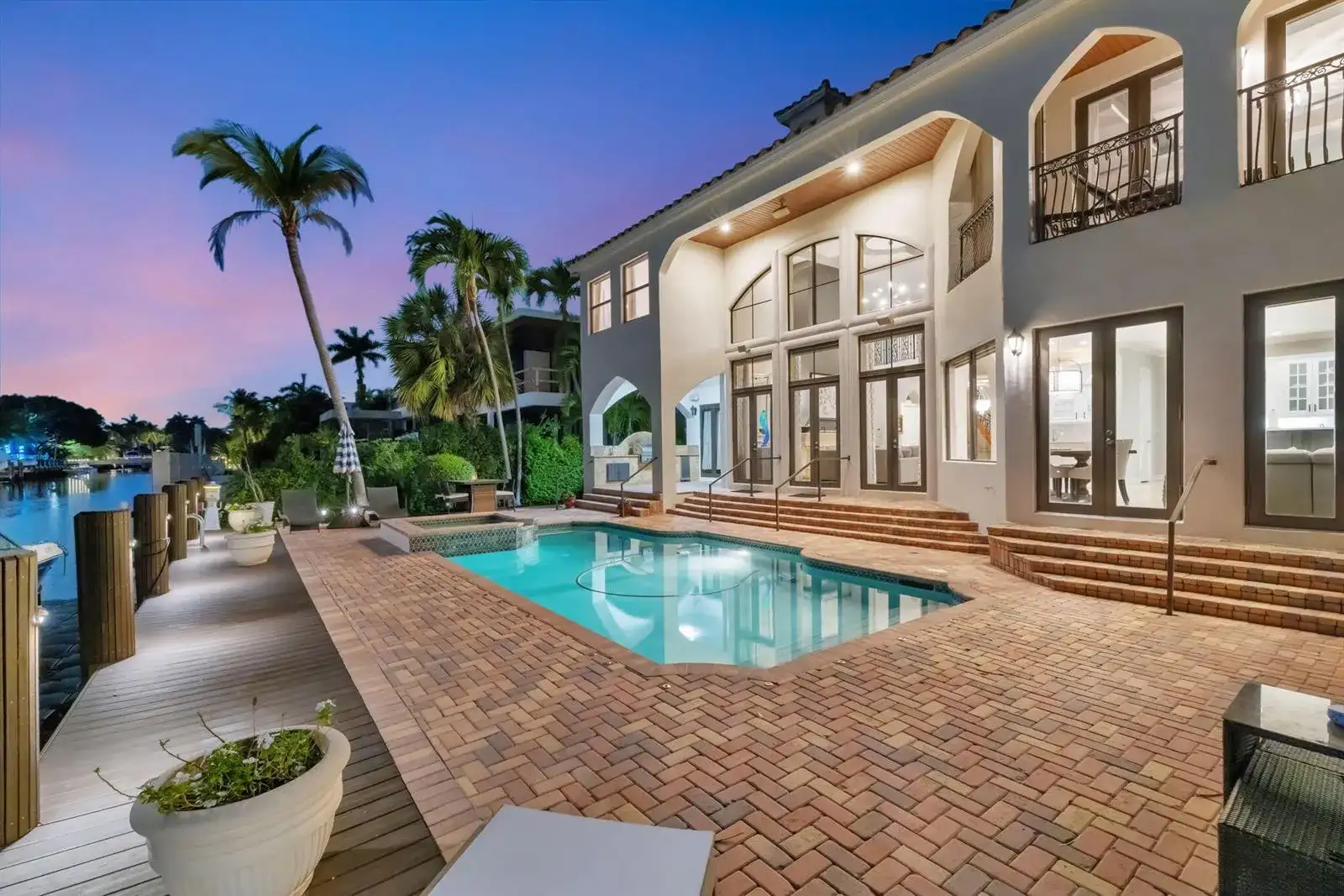 2406 Barcelona Drive, Fort Lauderdale FL 33301 photo 3