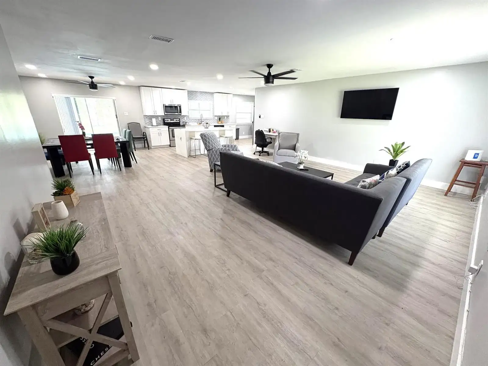 1401 NW 75th Terrace, Plantation FL 33313 photo 4