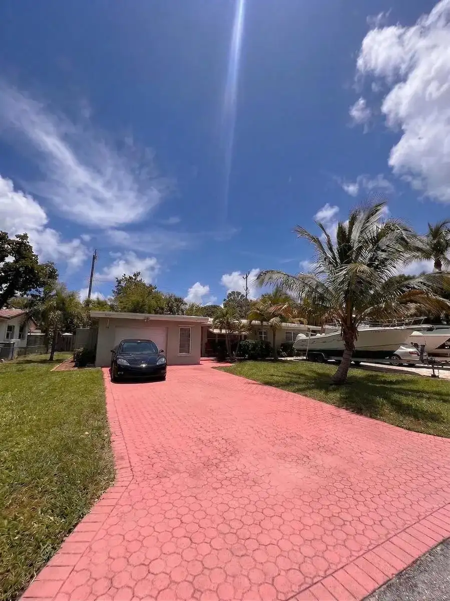 1230 NE 26th Terrace, Pompano Beach FL 33062 photo 2