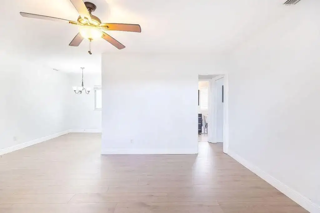 426 NE 7th Avenue # 2b, Delray Beach FL 33483 photo 4