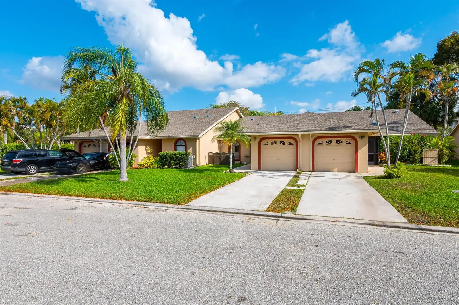 9665 NW 76th Court, Tamarac FL 33321 photo 2