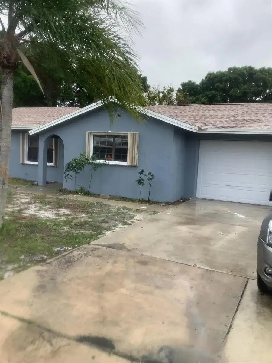3209 Jersey Court, Fort Pierce FL 34947 photo 3