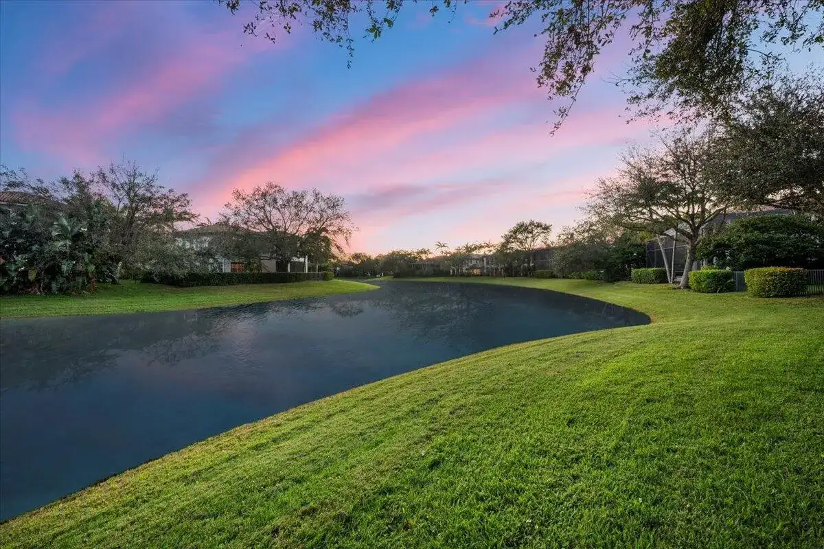 2020 Graden Drive, Palm Beach Gardens FL 33410 photo 5